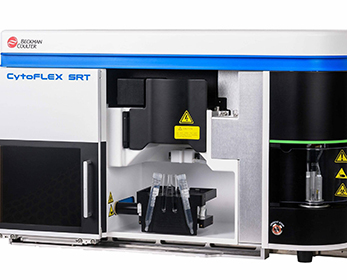 CytoFlex SRT equipment on lab bench