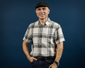 Dr Kourosh  Esfandiar